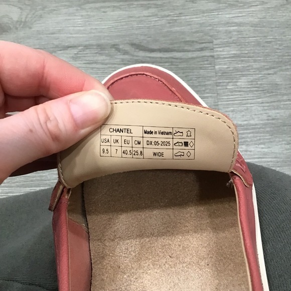 Vionic Uptown Chantel Pink Leather Penny Loafers Women's 9.5W Slip On Sneakers - Picture 4 of 8